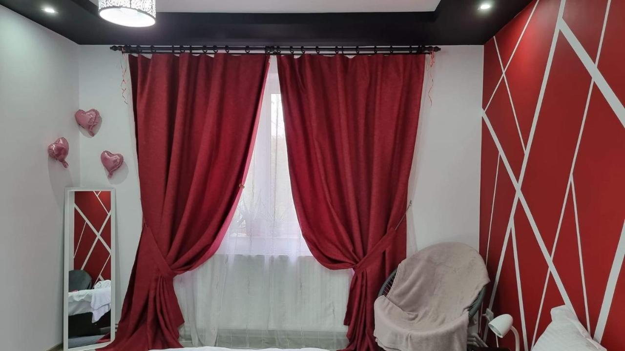Studio Vale Apartment Hunedoara Ngoại thất bức ảnh