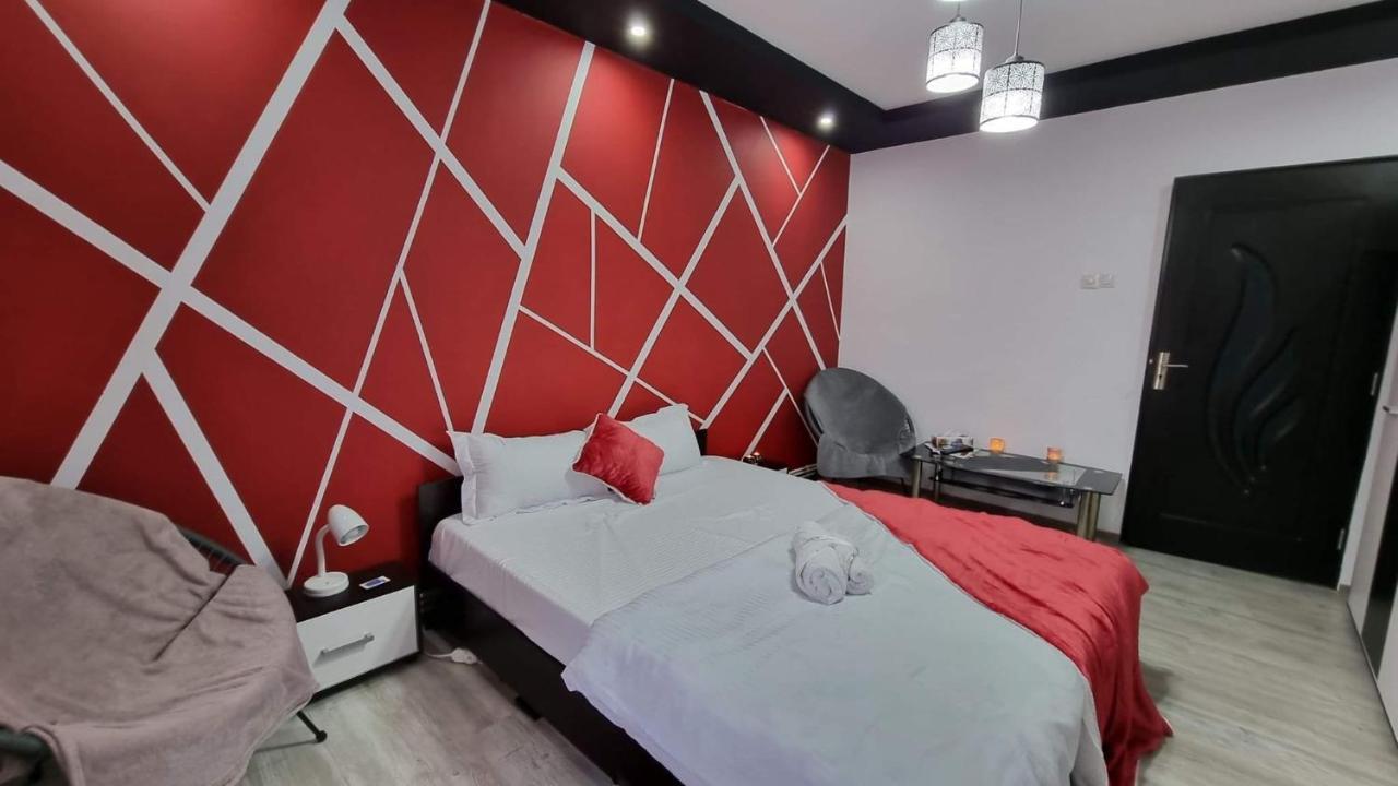 Studio Vale Apartment Hunedoara Ngoại thất bức ảnh