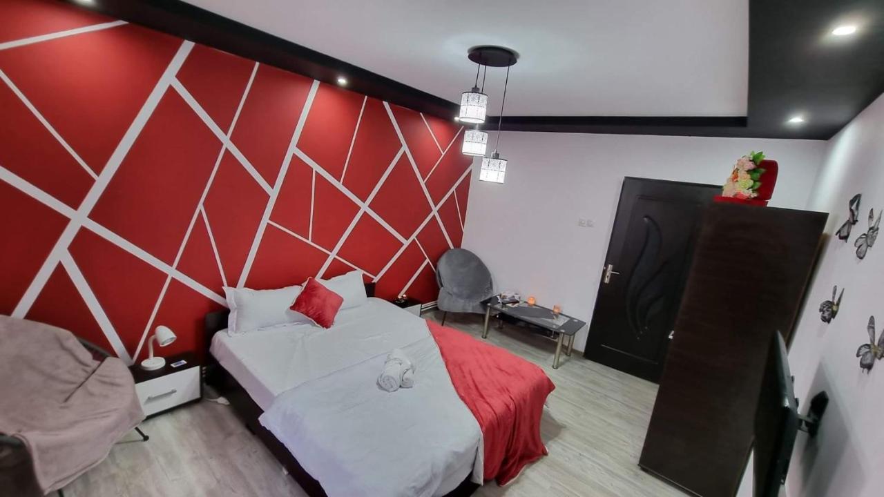 Studio Vale Apartment Hunedoara Ngoại thất bức ảnh