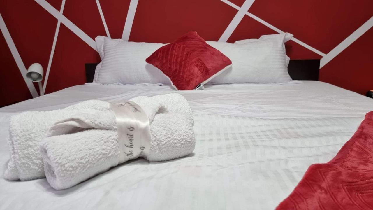 Studio Vale Apartment Hunedoara Ngoại thất bức ảnh